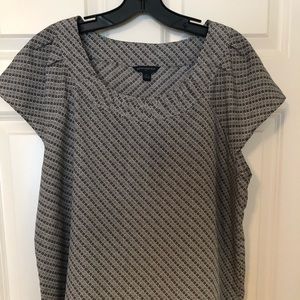 Pattterned banana republic blouse
